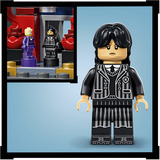 LEGO Wednesday Nevermore Academy, Juegos de construcción 