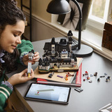 LEGO Wednesday Nevermore Academy, Juegos de construcción 