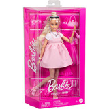 Mattel HYV27, Muñecos 