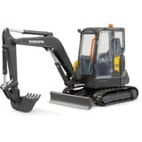 bruder 02465, Automóvil de construcción 