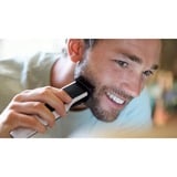 Philips 3000 series Barbero con posiciones de 1 mm de precisión, Cortapelo para barba blanco/Negro, Lavable, No necesita mantenimiento ni lubricación, Batería, Negro, Plata