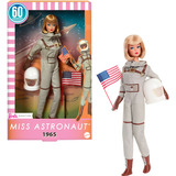 Mattel JBJ48, Muñecos 