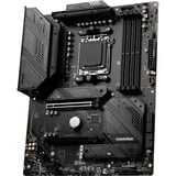 MSI 7D75-001R, Placa base negro