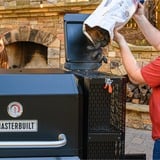 Masterbuilt Parrilla de carbón + Ahumador Gravity 800 negro