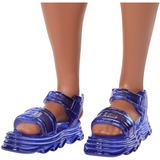 Mattel HRH23, Muñecos 