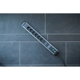 Brennenstuhl Premium-Protect-Line 1391010610, Regleta negro/Aluminio