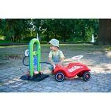 Simba Estación de Servicio Bobby Car, Escenario 