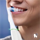 Braun Oral-B iO Limpieza Definitiva 8 unidades, Cabezal de cepillo blanco