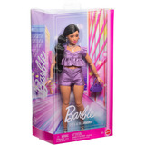 Mattel Barbie Deluxe Style en conjunto metálico violeta, Muñecos 