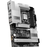MSI 7E32-002R, Placa base negro