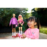 Mattel HXK90, Muñecos 