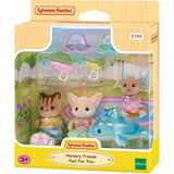 EPOCH Sylvanian Families - Amigos del jardín de infancia de aventuras "Diversión en la piscina", Juegos de construcción 