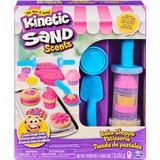 Spin Master Kinetic Sand Scents, escenario Tienda de pasteles con 454 g de arena perfumada y neón y 16 herramientas y moldes (se vende exclusivamente en Walmart), Juego de arena Kinetic Sand Scents, escenario Tienda de pasteles con 454 g de arena perfumada y neón y 16 herramientas y moldes (se vende exclusivamente en Walmart), Multicolor, 3 año(s), Niño/niña