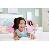 Mattel HRH21, Muñecos 