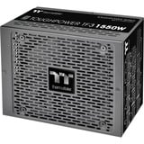 Thermaltake PS-TPD-1550FNFATE-3, Fuente de alimentación de PC negro