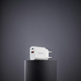 Intenso Adaptador de corriente W30AC, Cargador blanco