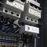 Shelly Shelly 3EM-63W Gen3, Instrumento de medición blanco