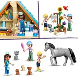 LEGO Caballo y Clínica Veterinaria de Mascotas, Juegos de construcción Juego de construcción, 7 año(s), Plástico, 428 pieza(s), 707 g