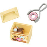 EPOCH Sylvanian Families - Carrito de donas con figura, Juegos de construcción 