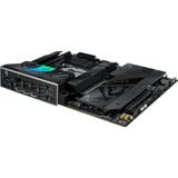 ASUS ROG STRIX X870-F GAMING WIFI AMD X870 Zócalo AM5 ATX, Placa base AMD, Zócalo AM5, AMD Ryzen 7000 Series, AMD Ryzen 8000 Series, AMD Ryzen 9000 Series, DDR5-SDRAM, 192 GB, DIMM
