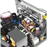 Thermaltake PS-TPD-1300FNFATE-1, Fuente de alimentación de PC negro