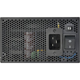 SilverStone HELA 2500R, Fuente de alimentación de PC negro