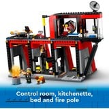 LEGO City Parque de Bomberos con Camión de Bomberos, Juegos de construcción Juego de construcción, 6 año(s), Plástico, 843 pieza(s), 1,78 kg