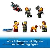LEGO Parque de Bomberos con Camión de Bomberos, Juegos de construcción Juego de construcción, 6 año(s), Plástico, 843 pieza(s), 1,78 kg