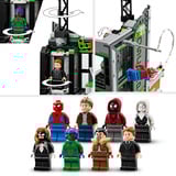 LEGO Spider-Man vs. Oscorp, Juegos de construcción Juego de construcción, 10 año(s), Plástico, 808 pieza(s), 1,55 kg