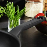 Tefal G30302, Pan negro