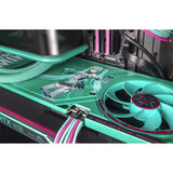 ALTERNATE Gaming-PC Hatsune Miku Edición Especial • RTX 5080 • AMD Ryzen™ 7 9800X3D • 64 GB RAM turquesa/Rosa neón