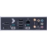 ASUS TUF GAMING B650-PLUS WIFI, Placa base negro/Naranja claro