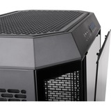 Thermaltake The Tower 600, Cajas de torre negro