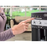 DeLonghi ESAM 3000.B Totalmente automática Máquina espresso 1,8 L, Superautomática negro, Máquina espresso, 1,8 L, Granos de café, De café molido, Molinillo integrado, 1450 W, Negro