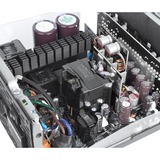 Thermaltake PS-TPD-0850F3FAGE-1 unidad de fuente de alimentación 850 W 24-pin ATX ATX Negro, Fuente de alimentación de PC negro, 850 W, 100 - 240 V, 1020 W, 50/60 Hz, 12 A, Activo