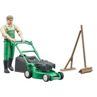 bruder bworld Jardinero con cortacésped, Muñecos 