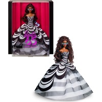 Mattel HRM59 muñeca, Muñecos Muñeca fashion, Femenino, 3 año(s), Niño/niña, Multicolor