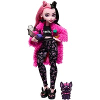 Mattel HKY66, Muñecos