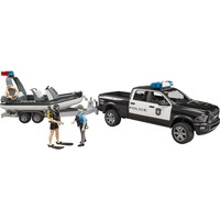 bruder RAM 2500 Polizei Pickup, módulo L+S, remolque con bote, Automóvil de construcción negro/blanco